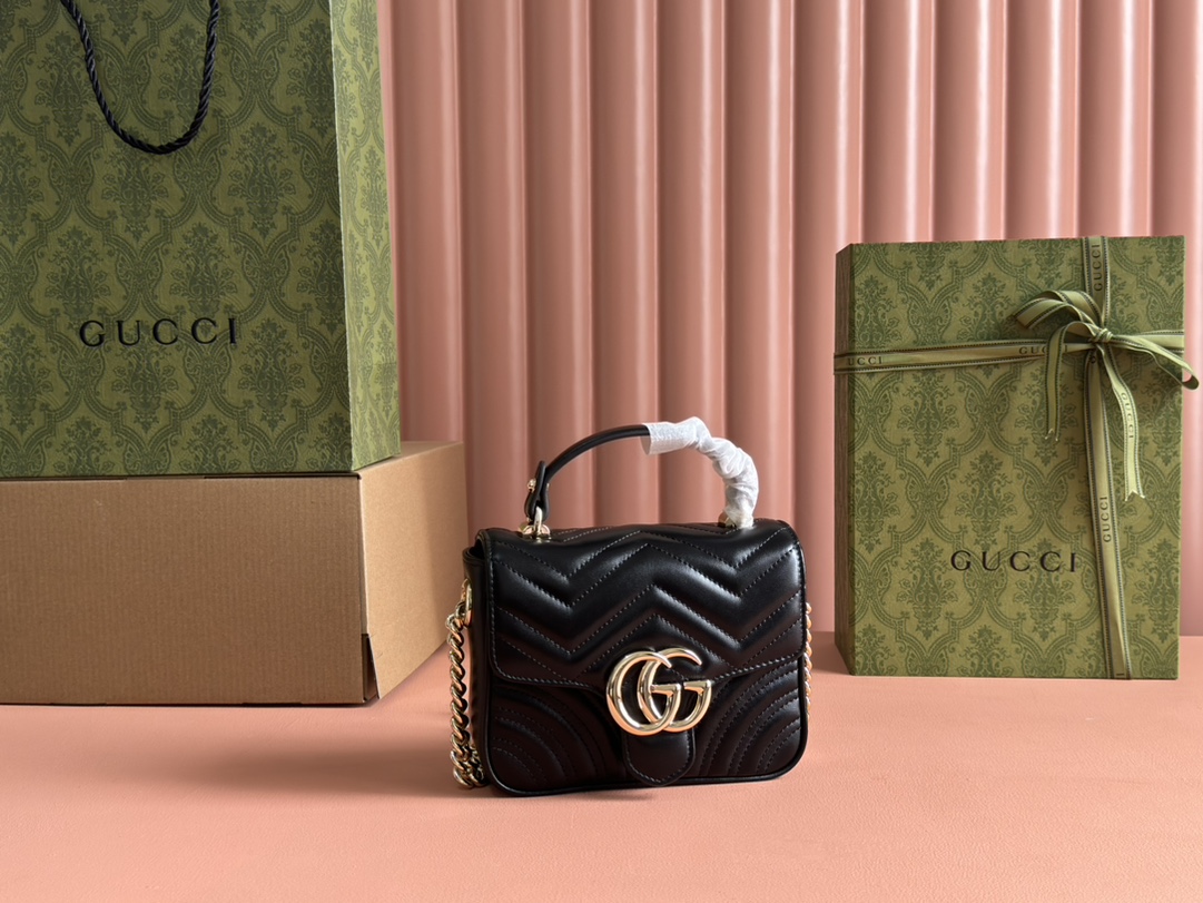 Gucci Satchel Bags